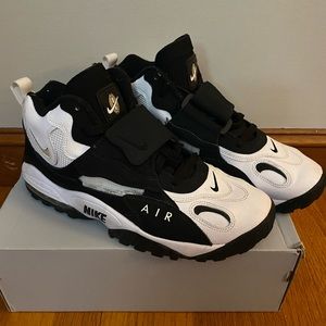 Nike Air Max Turf. Mint condition.